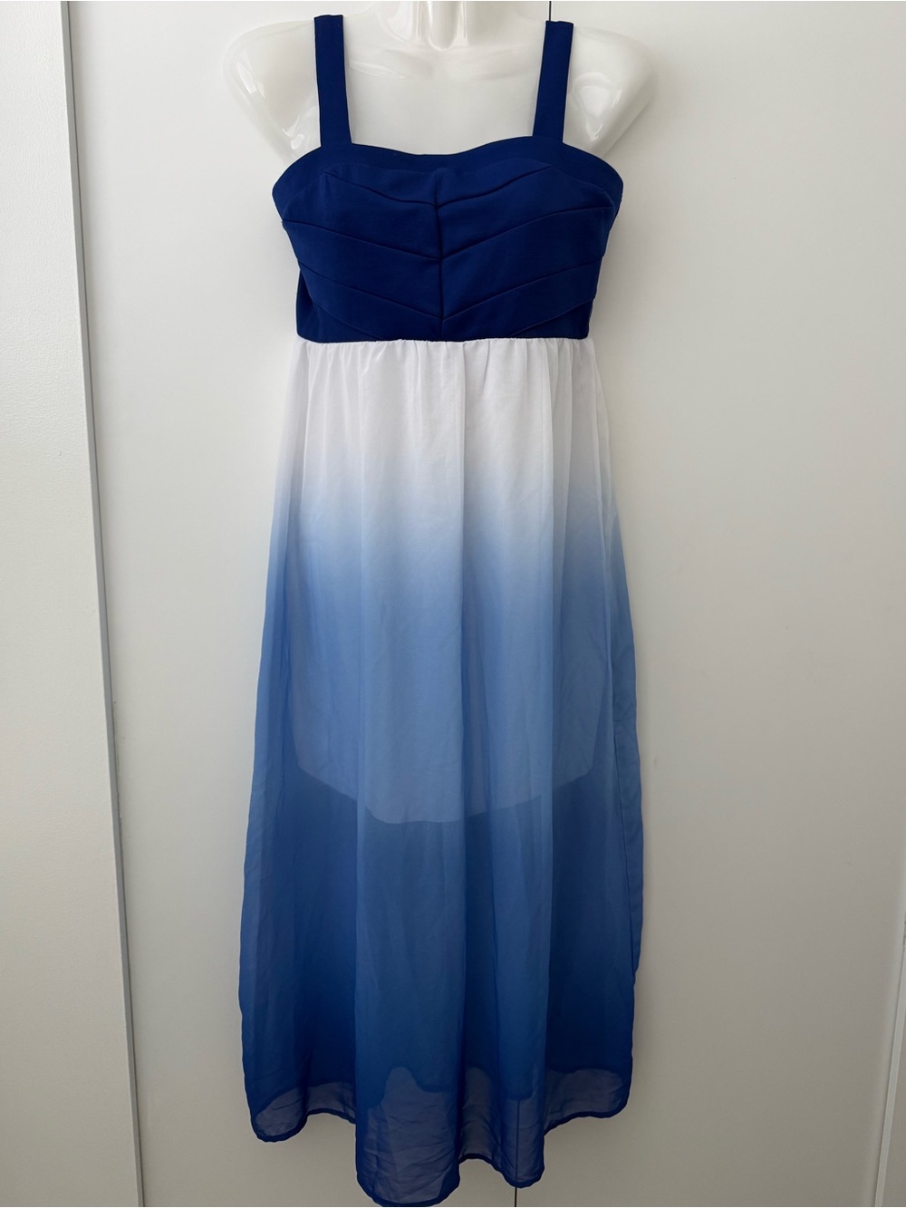 BNWOT Gorgeous Blue Chiffon Dress Junior Size 12